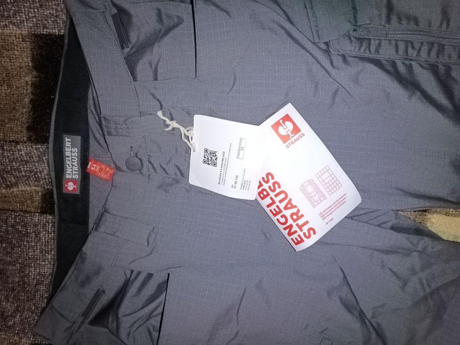 Nowe spodnie Strauss robocze długie i krutkie