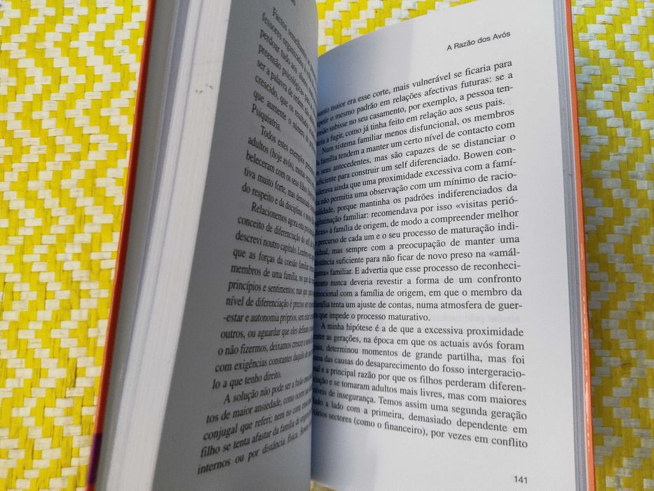 A RAZÃO DOS AVÓS
de Daniel Sampaio