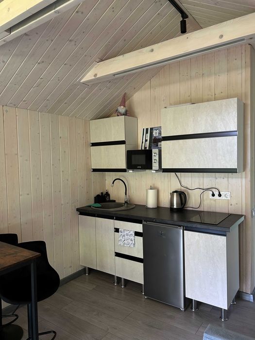 Міні-будинок 28 м2 з терасою. Ідеальне рішення для гір чи озера