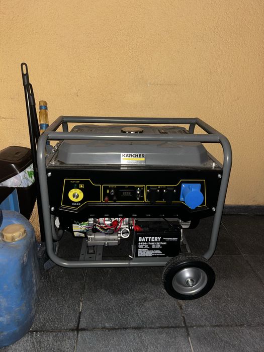 Продам генератор на 25 літрів