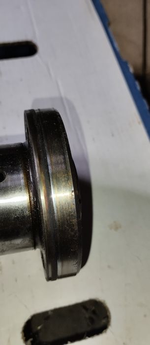 Колінвал 11183  1.6 калина, пріора ваз 21099,2110,2113,2114,2115