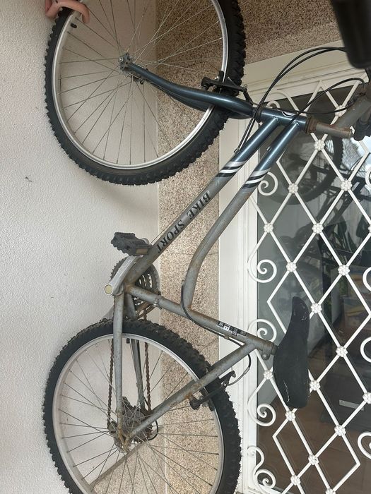 2 bicicletas usadas para venda