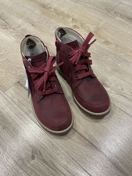 Дитячі ботінки Clarks нові