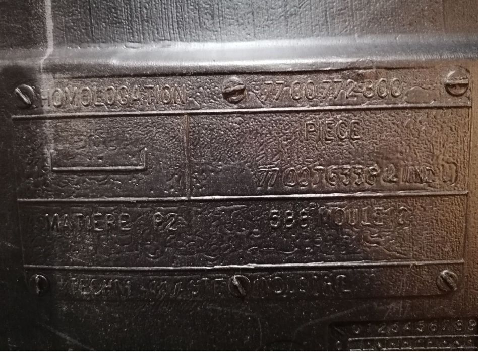 Renault 21 - lote de peças completo