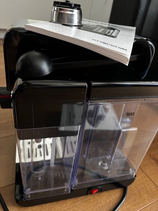 Młynek do kawy Graef+Ekspres Breville Prima Latte II+waga baristyczna