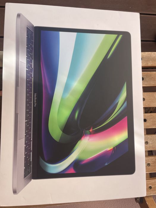 Vendo caixa macboock pro