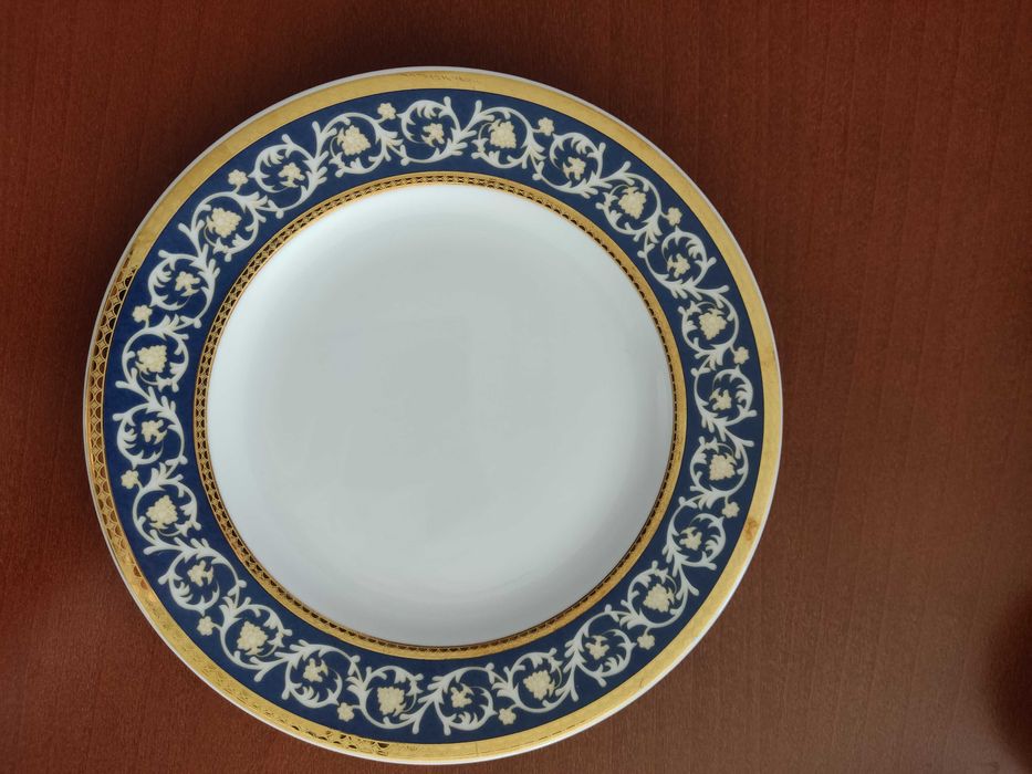 Serwis kawowo herbaciany Lubiana porcelana