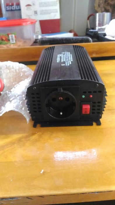 12V to 220V Inverter64737911393921121
