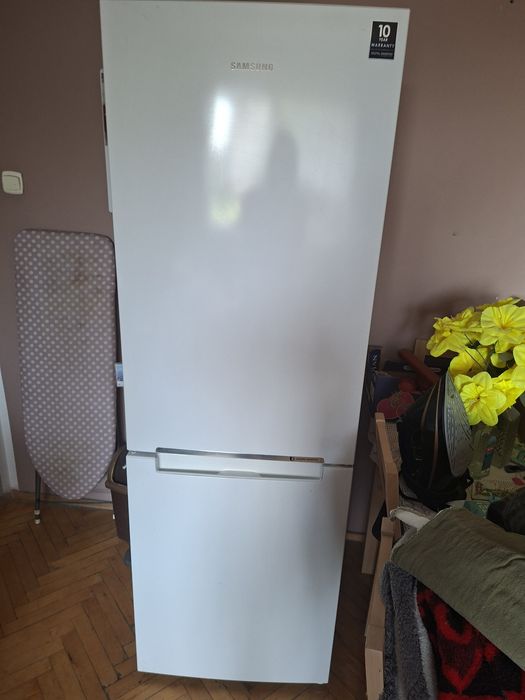 Lodówka samsung model RB29HSR2DWW