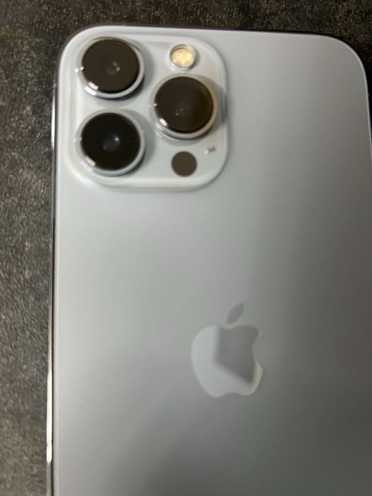 iPhone 13 pro max.      128ГБ