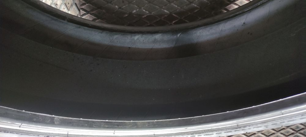 Pneus 245/40/21 Michelin semi novos
