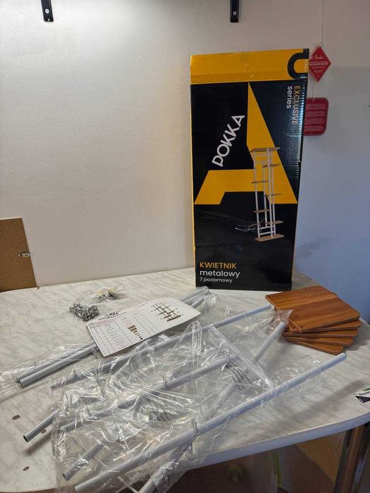 NOWY stojak na rośliny 7 półek metalowy do ogrodu kwietnik