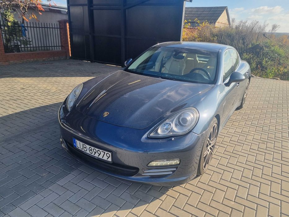 Porsche Panamera