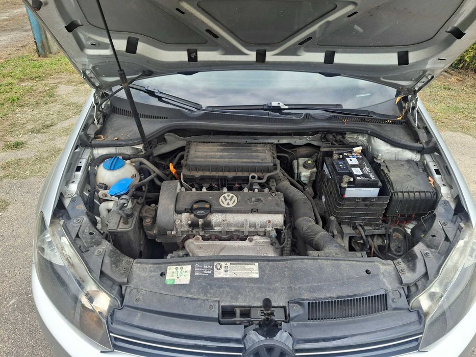 Volkswagen Golf VI 1.4 MPI 80 KM | 2009 | Oryginalny lakier | Klimatyzacja | Szyberdach