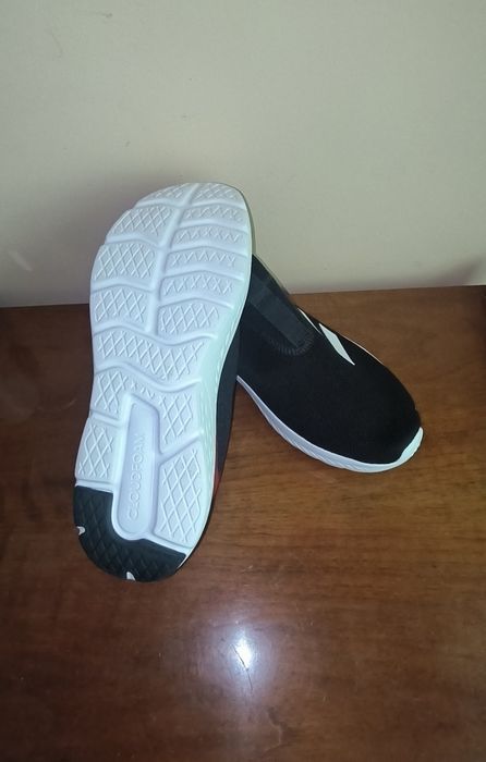 Продам снікерси Adidas