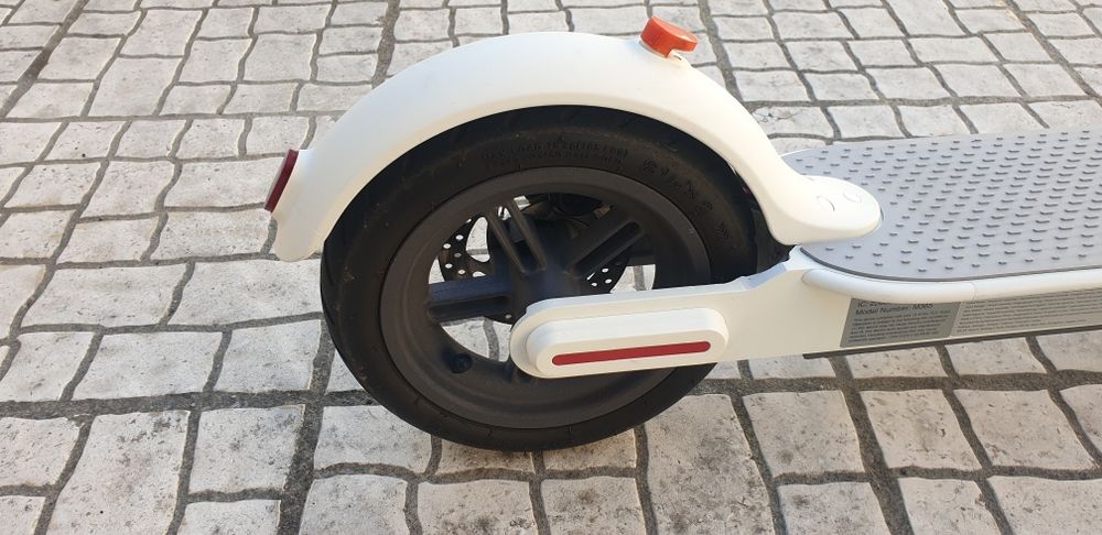 Trotinete Elétrica Xiaomi Mi  M365 branca