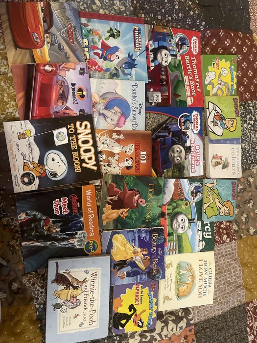 Книги Disney/Winnie the pooh/Thomas and friends/детские/marvel