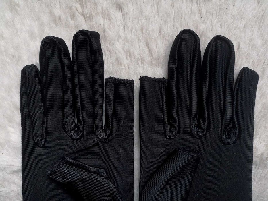 Czarne pięciopalczaste rękawiczki do smartfona unisex bez palców