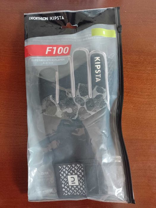 Luvas F100 SUPER RESIST, Decathlon/ Kipsta (Novas)-Não negociável