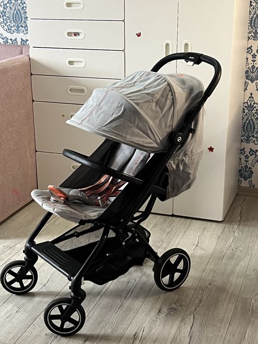 Дітяча прогулянкова коляска Cybex Eezy S+ 2 B (Goldline) + килимок
