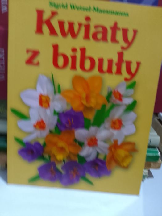 Sigrid Wetzel-Maesmanns Kwiaty z bibuły