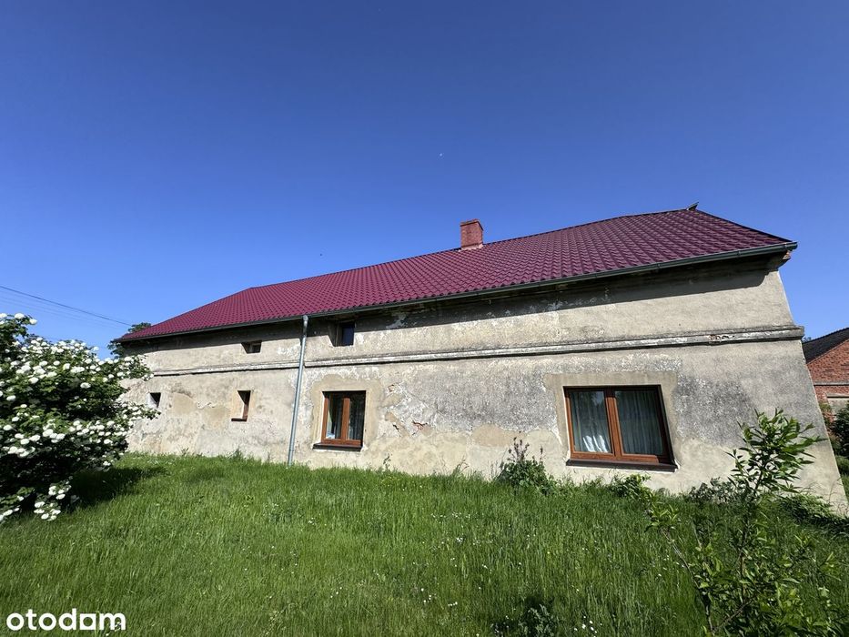 Wolnostojący dom z dużym potencjałem i  działką 640 m² w wsi