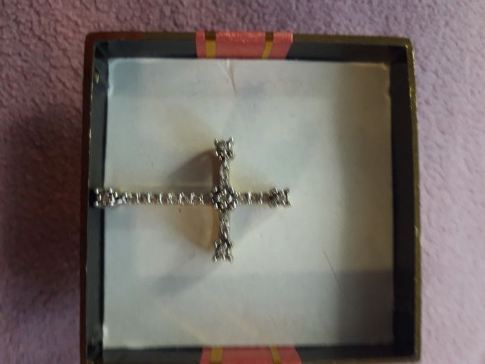 Золотoй крестик c бриллиантами 585 проба