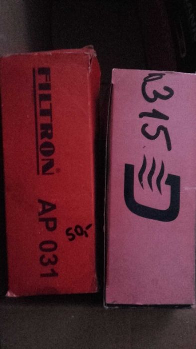 BMW    Filtr powietrza  Fiiltron   AP 031