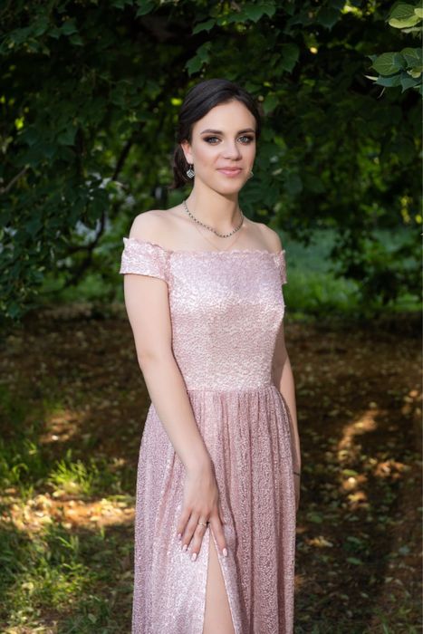 Сукня на випускний