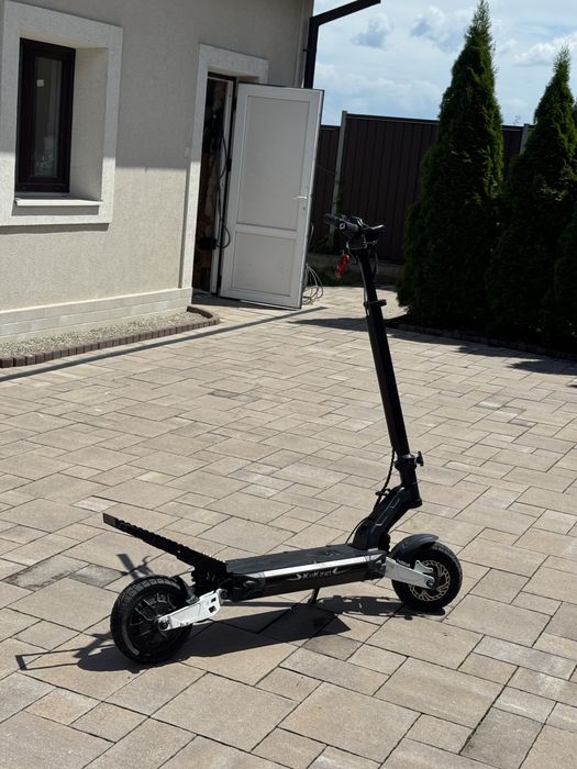 Продам самокат Kukirin G2 Master на кастомі