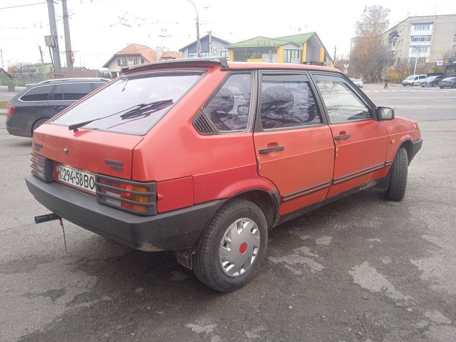 Продам автомобіль . 1997 року 1.3 бензин Один власник.