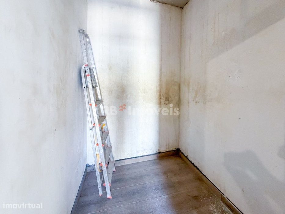 Moradia T1 em Montalvo com espaço exterior