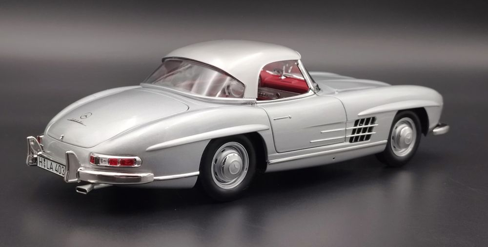 Mercedes 300 SL Roadster (1957) 1:18 NOREV 183890