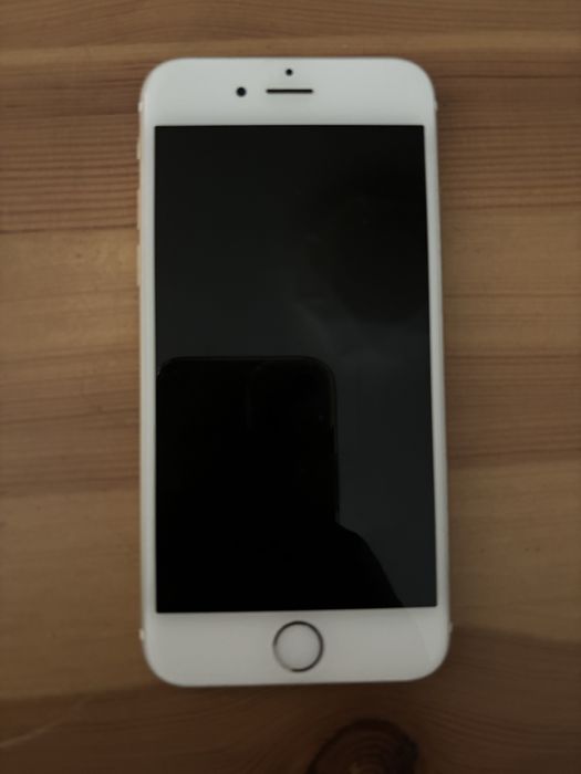 Sprzedam iPhone 6s 32 GB Gold
