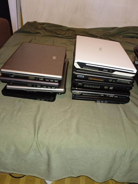 Laptopy 13 sztuk