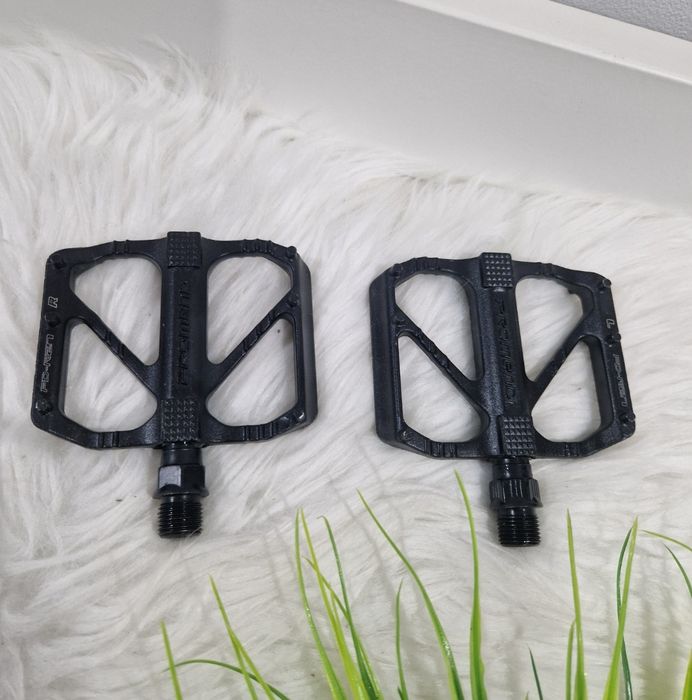 Pedais de bicicleta