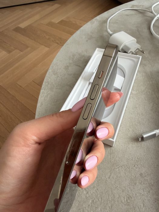 Iphone 14 pro - super stan