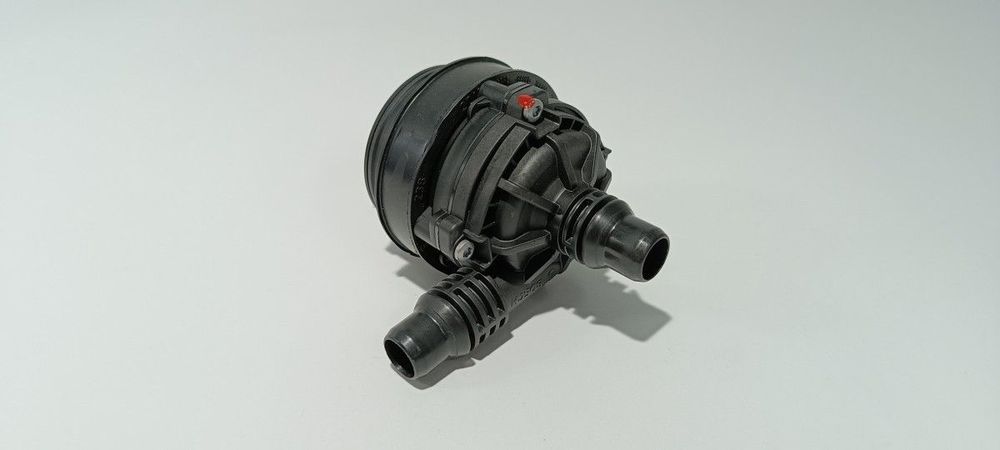 BOMBA DE áGUA MERCEDES EQS 450+