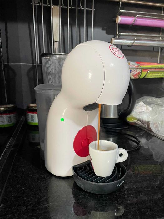 dolce gusto piccolo máquina + Cápsulas grátis