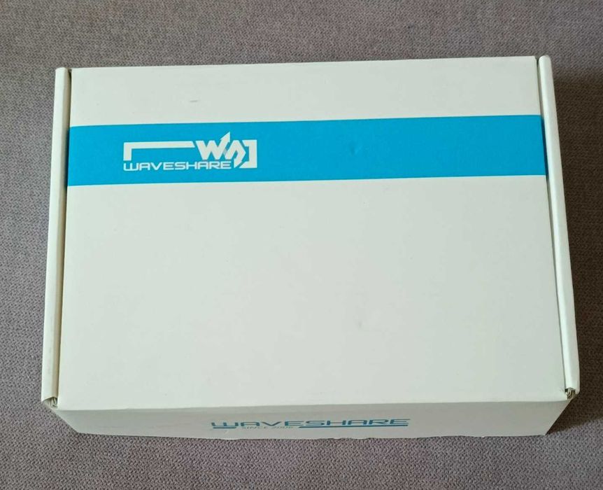 Waveshare CM4-IO-Wireless-Base-B + Raspberry CM4 + buffer baterii+Wifi