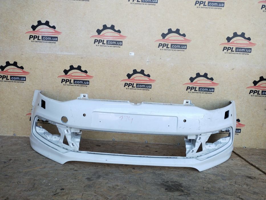 VW Polo 5 V R-Line 2011-2017 Бампер передний 6R0807221