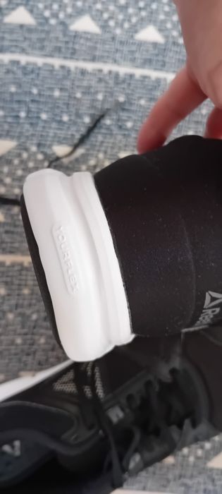 Ténis novos Reebok 42