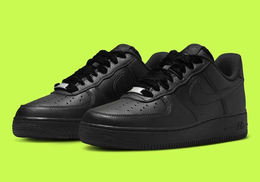 Оригінал! Кросівки Nike W AIR FORCE 1 07 VINTAGE HV4403-001