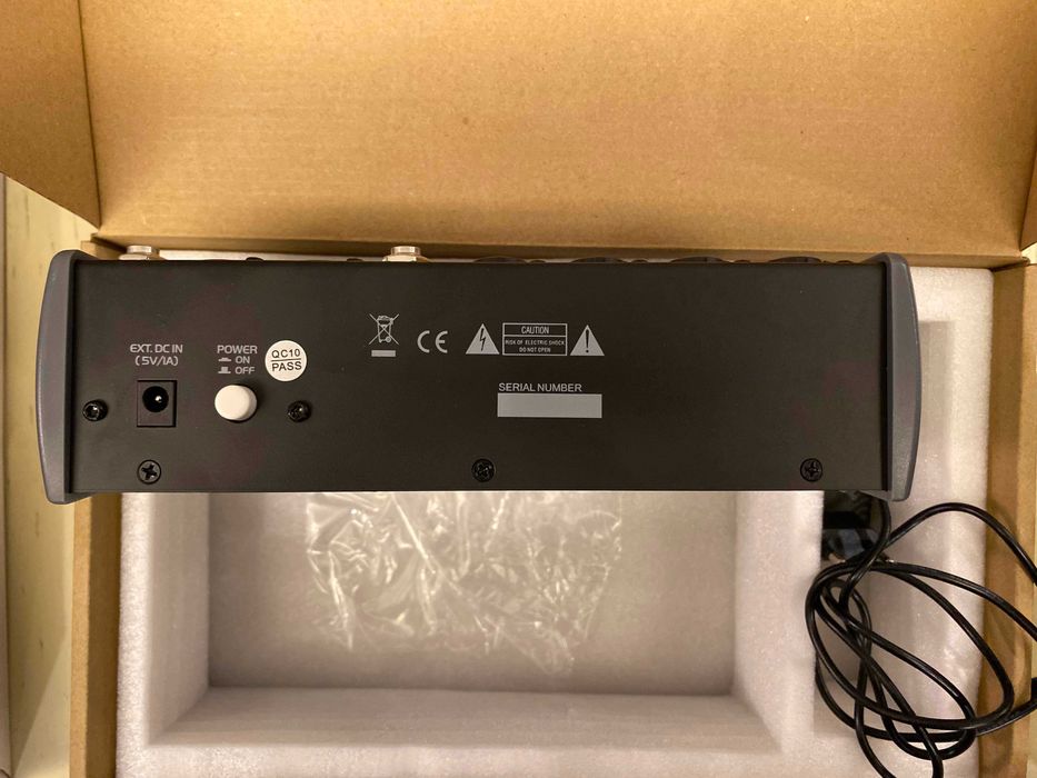 Weymic SE-60 profesjonalny mikser USB XLR Bluetooth