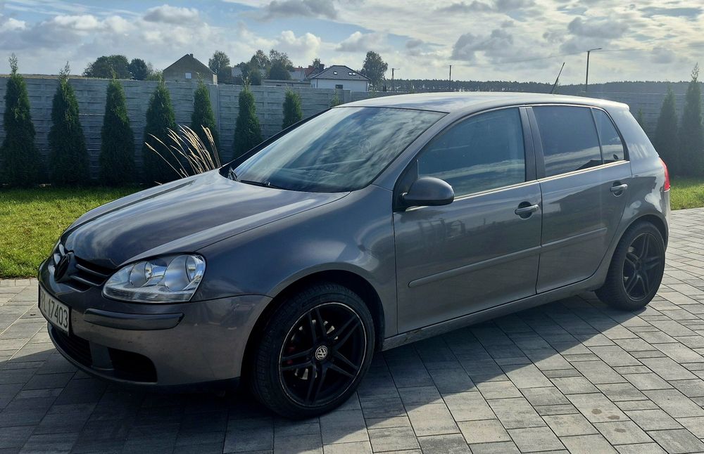 Volkswagen Golf V