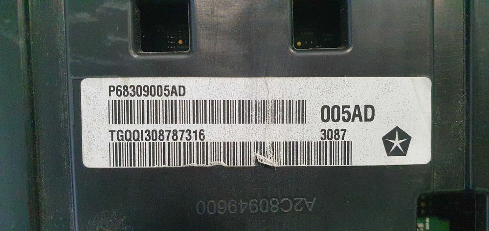 Панель приборов Jeep Cherokee KL