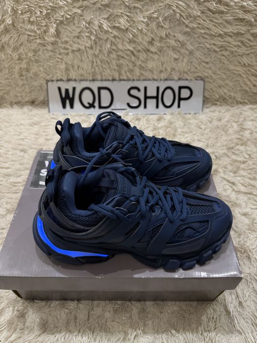 Balenciaga track led 41