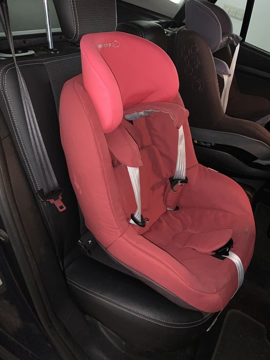 Cadeira-auto Maxi Cosi para isofix