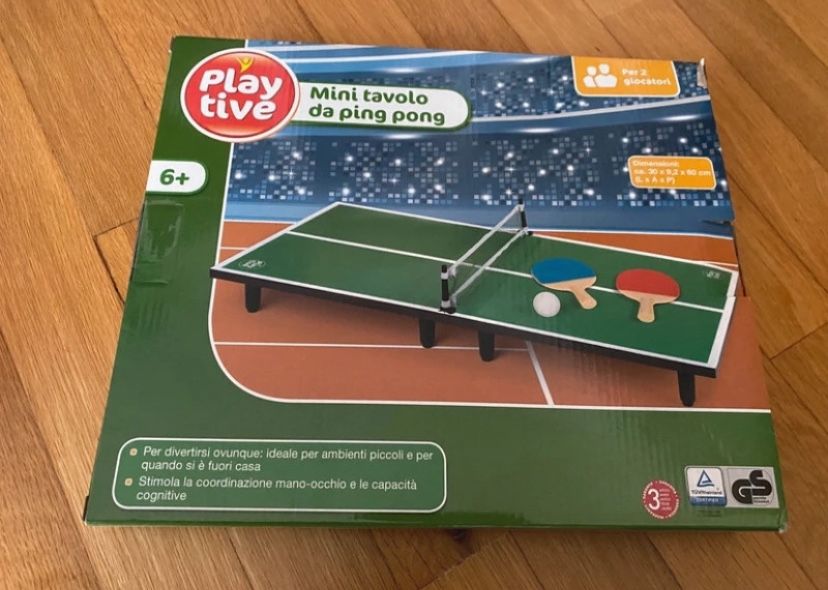 Mini-mesa de ping pong, da Playtive (6+).
