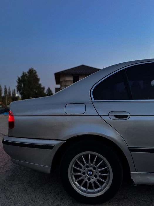 BMW E39 525TDS обмін на авто,